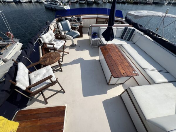 Bayliner 4050 Bodega - Image 9