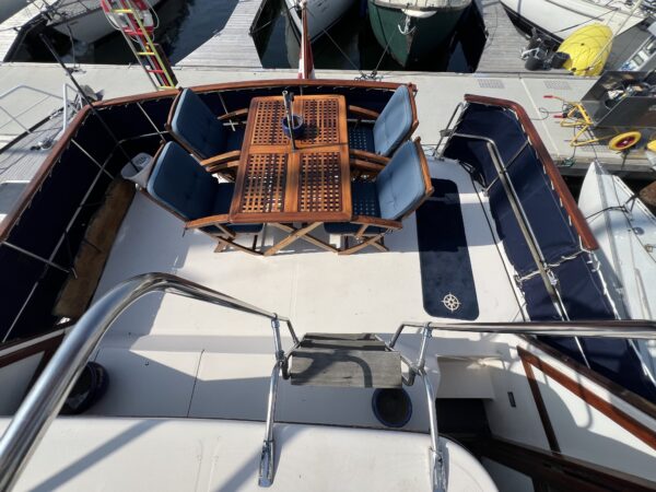 Bayliner 4050 Bodega - Image 17