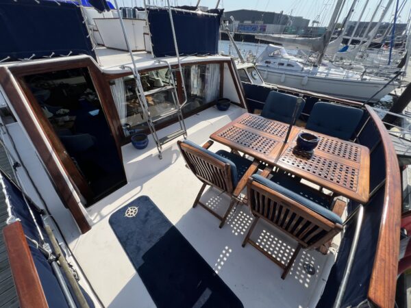 Bayliner 4050 Bodega - Image 6