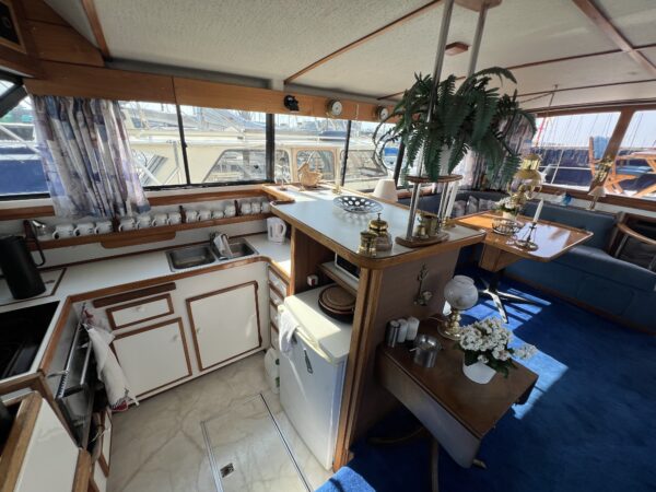 Bayliner 4050 Bodega - Image 21