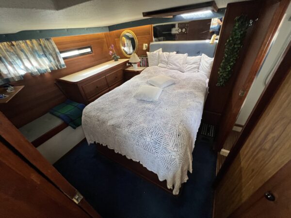 Bayliner 4050 Bodega - Image 31