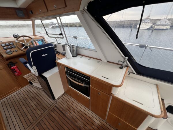 Saga 310 - Image 10