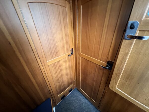 Saga 310 - Image 20
