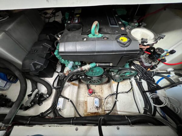 Larson 274 Cabrio (DIESEL) - Image 28