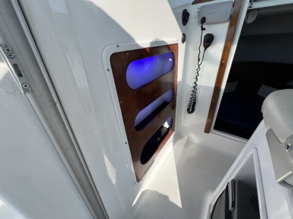 Beneteau Antares 620 - Image 15
