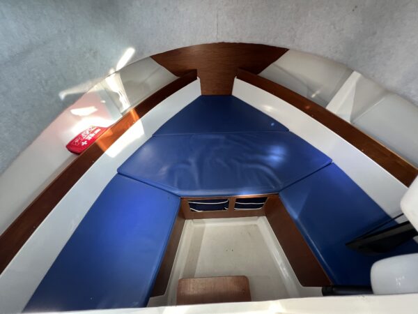 Beneteau Antares 620 - Image 19