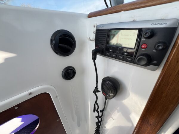 Beneteau Antares 620 - Image 16