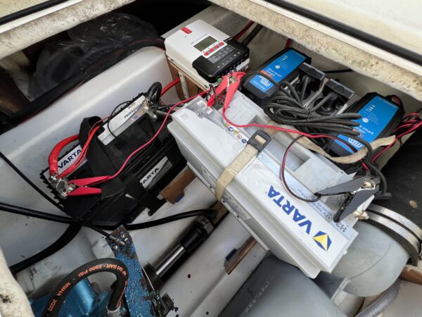 Beneteau Antares 620 - Image 25