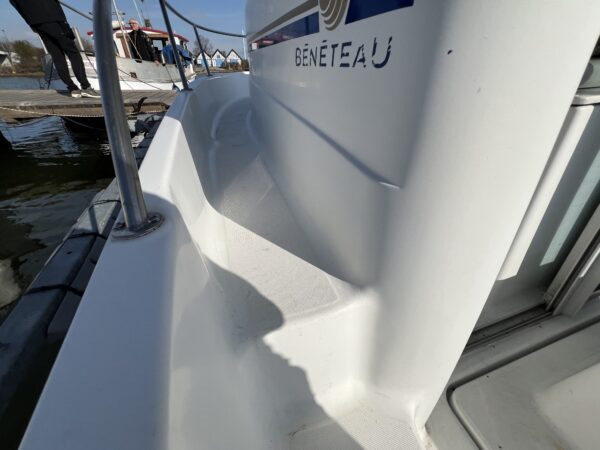 Beneteau Antares 620 - Image 4