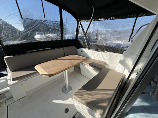 Beneteau Antares 8 - Image 5