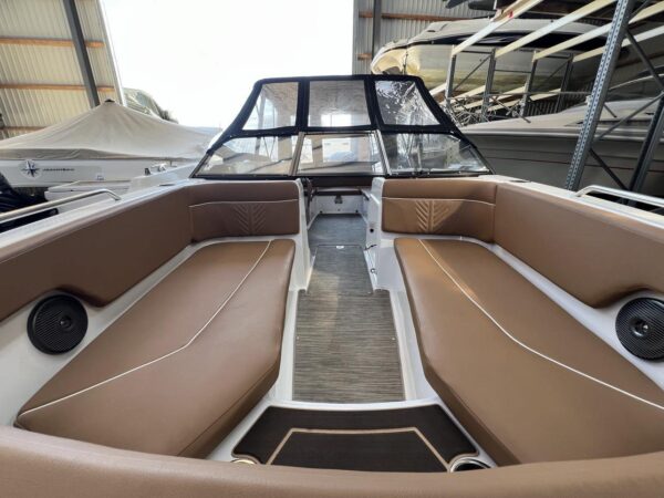 Glastron GTD 220 - Image 11