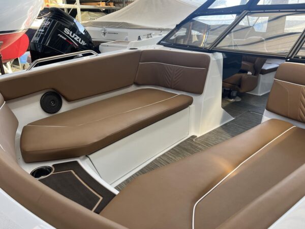 Glastron GTD 220 - Image 10