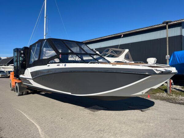 Glastron GTD 220 - Image 2