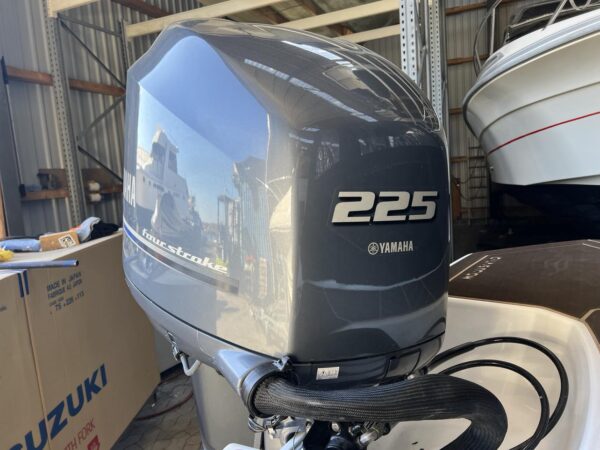 Glastron GTD 220 - Image 7
